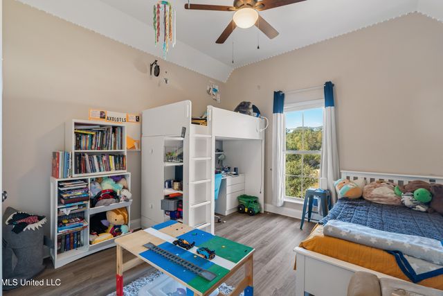 8 Canyon Oak, Hattiesburg, MS 39402