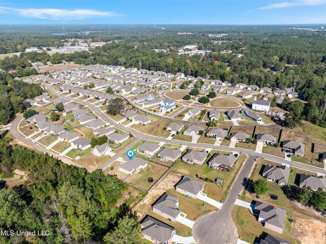 8 Canyon Oak, Hattiesburg, MS 39402