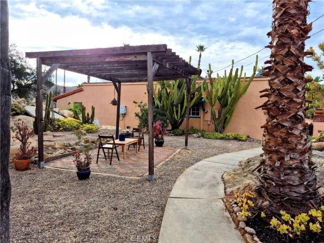 16211 Highland Valley Road, Ramona, CA 92065
