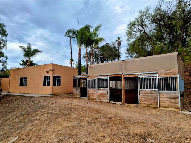 16211 Highland Valley Road, Ramona, CA 92065