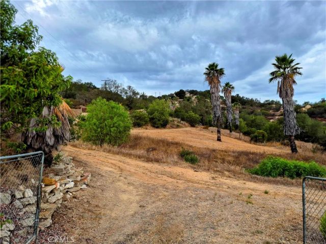 16211 Highland Valley Road, Ramona, CA 92065