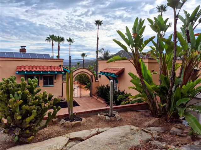 16211 Highland Valley Road, Ramona, CA 92065