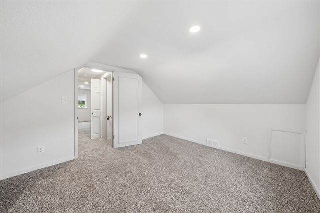 535 Glen Shannon Dr, Castle Shannon, PA 15234