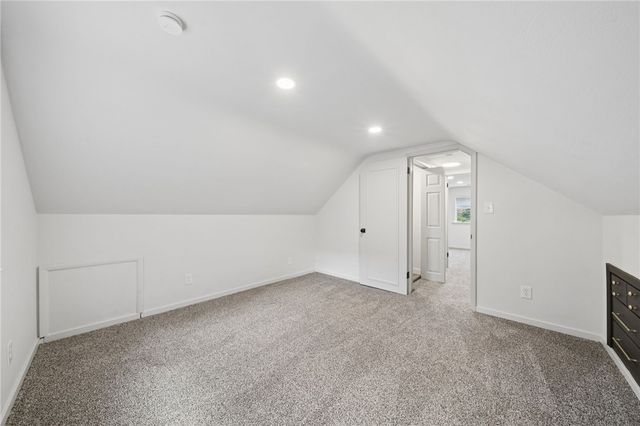 535 Glen Shannon Dr, Castle Shannon, PA 15234