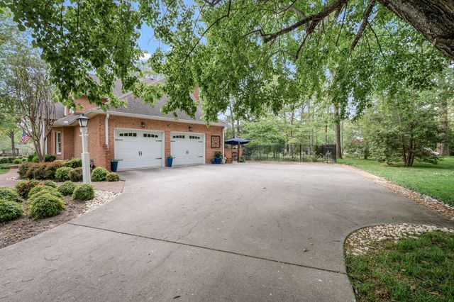 109 ALBEMARLE DRIVE, Tullahoma, TN 37388