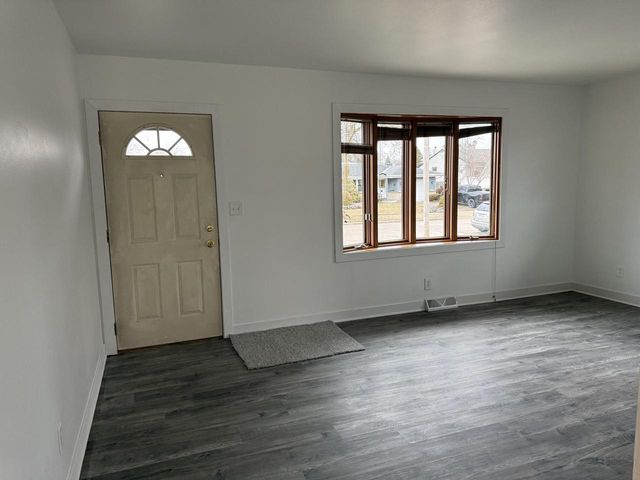 9317 Carol Ann DRIVE, Sturtevant, WI 53177