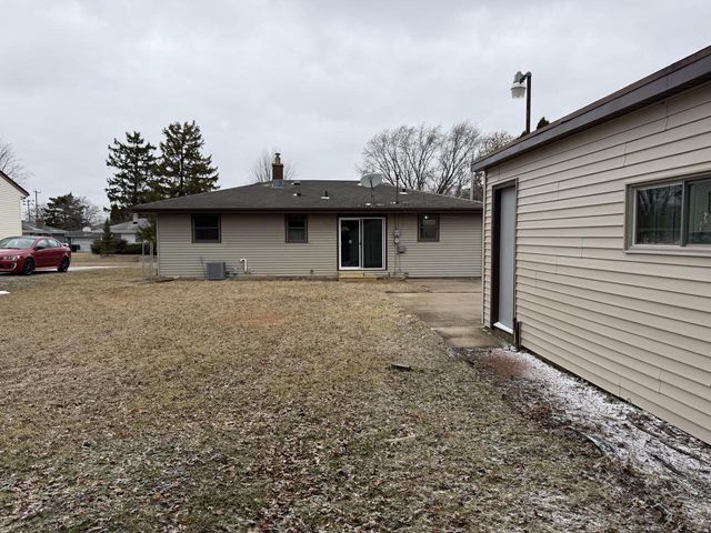 9317 Carol Ann DRIVE, Sturtevant, WI 53177