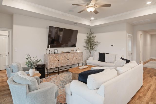 293 Barnhill LOOP, Dripping Springs, TX 78620