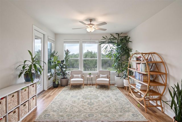 293 Barnhill LOOP, Dripping Springs, TX 78620