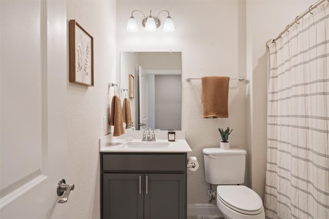 293 Barnhill LOOP, Dripping Springs, TX 78620