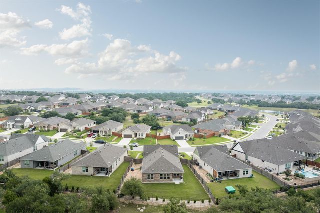 293 Barnhill LOOP, Dripping Springs, TX 78620