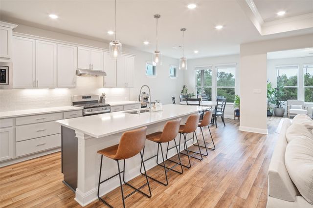 293 Barnhill LOOP, Dripping Springs, TX 78620