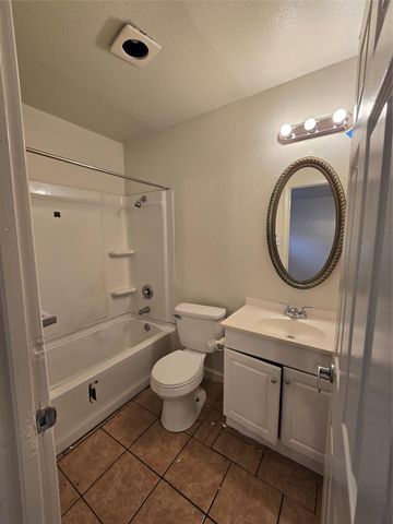 1109 Village Green DR, Austin, TX 78753