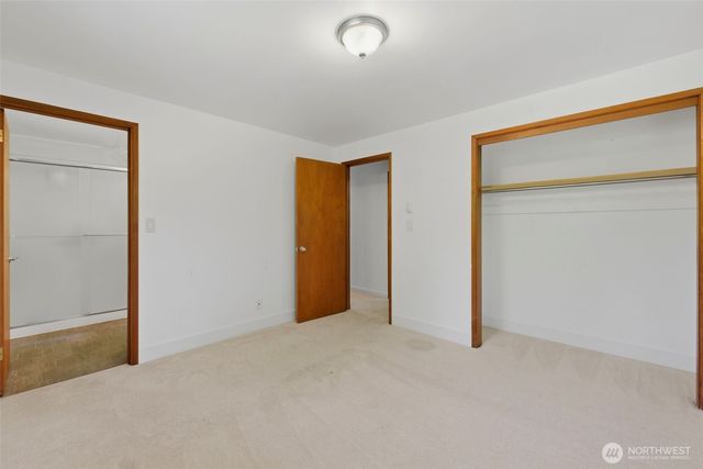 712 NE 198th Street, Shoreline, WA 98155