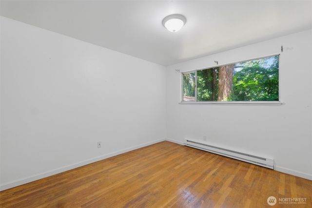 712 NE 198th Street, Shoreline, WA 98155