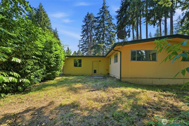 712 NE 198th Street, Shoreline, WA 98155