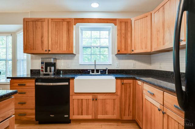 8109 Zoar Rd, Hamilton Twp, OH 45152