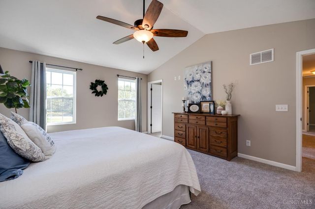 8109 Zoar Rd, Hamilton Twp, OH 45152