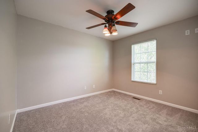 8109 Zoar Rd, Hamilton Twp, OH 45152