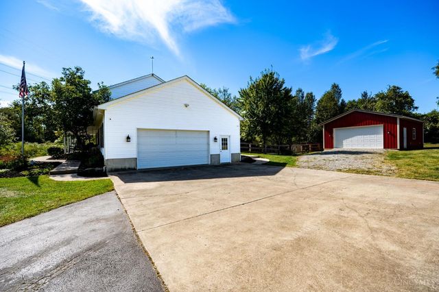 8109 Zoar Rd, Hamilton Twp, OH 45152