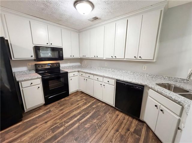 42 Edgefield Drive, Commerce, GA 30529