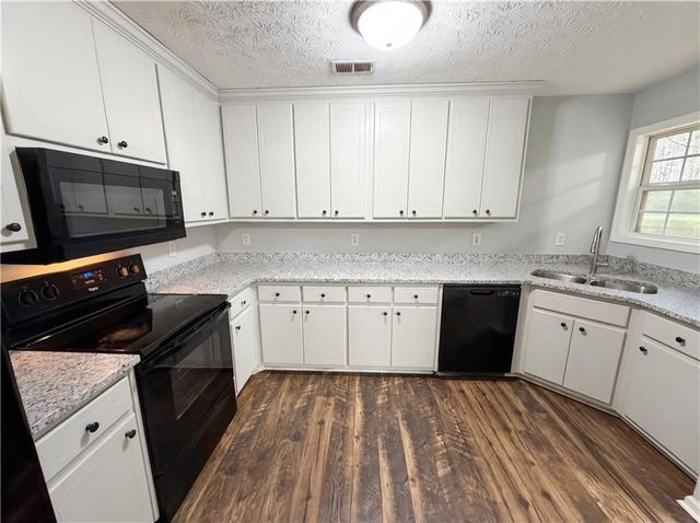 42 Edgefield Drive, Commerce, GA 30529