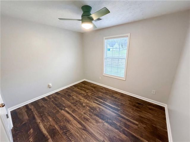 42 Edgefield Drive, Commerce, GA 30529