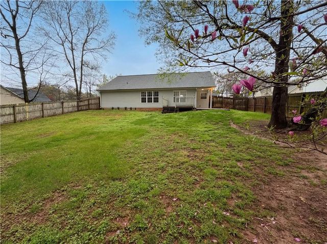 42 Edgefield Drive, Commerce, GA 30529