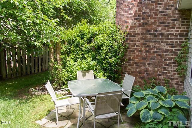 220 Elizabeth Apt G10, Chapel Hill, NC 27514
