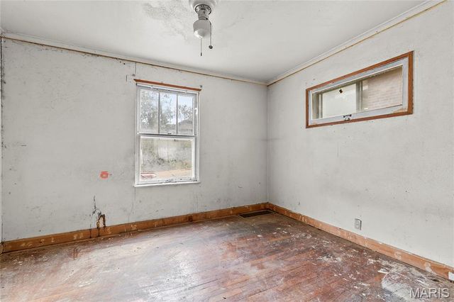 8731 Brentwood Place, Brentwood, MO 63144