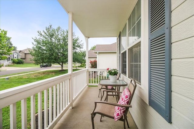 418 Granite Drive, Raymore, MO 64083