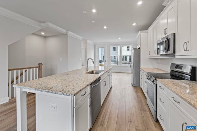 39 LINDLEY LN, Charlottesville, VA 22901