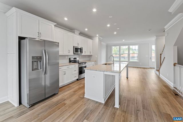 39 LINDLEY LN, Charlottesville, VA 22901