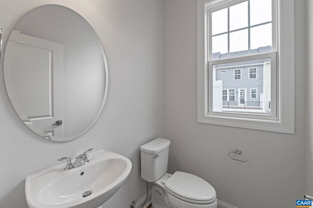 39 LINDLEY LN, Charlottesville, VA 22901