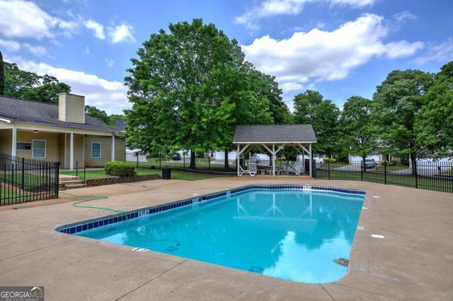 30 Luwanda Trail, Cartersville, GA 30120