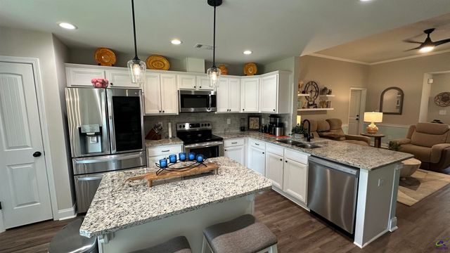 112 Rocky Road, Perry, GA 31069