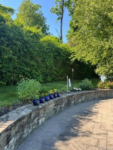 9 Mystic Glen Place, Fishkill, NY 12524