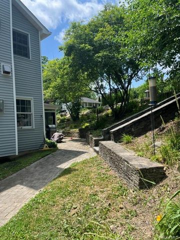 9 Mystic Glen Place, Fishkill, NY 12524