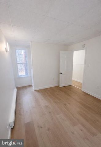 107 W ROWE ST, Tamaqua, PA 18252