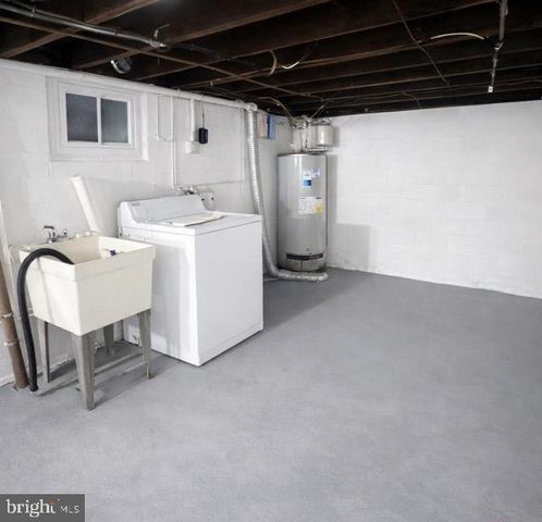 107 W ROWE ST, Tamaqua, PA 18252