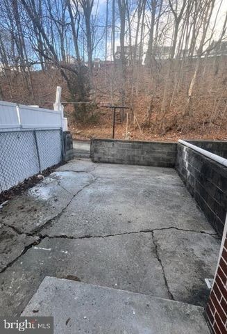 107 W ROWE ST, Tamaqua, PA 18252