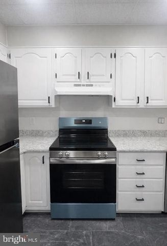 107 W ROWE ST, Tamaqua, PA 18252