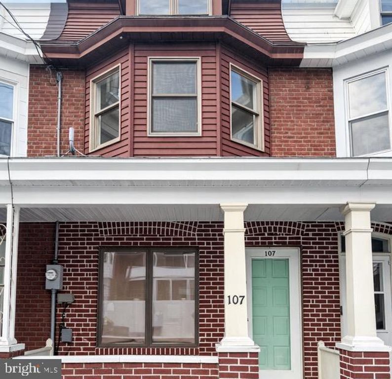 107 W ROWE ST, Tamaqua, PA 18252