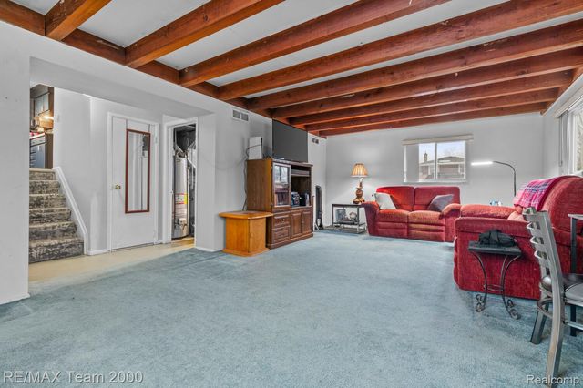 31629 Sweetbriar, Rockwood, MI 48173