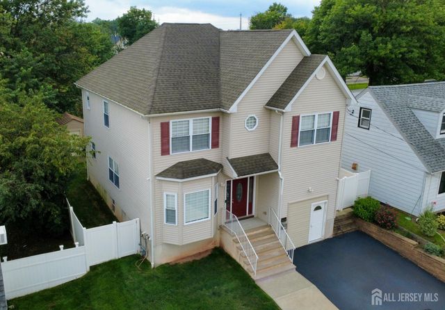 34 4th Street, Port Reading, NJ 07064