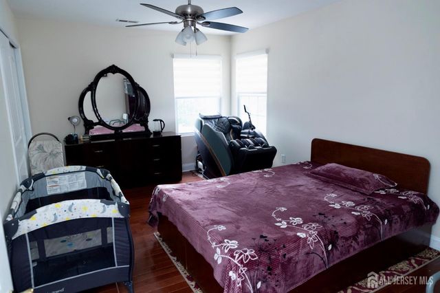 34 4th Street, Port Reading, NJ 07064