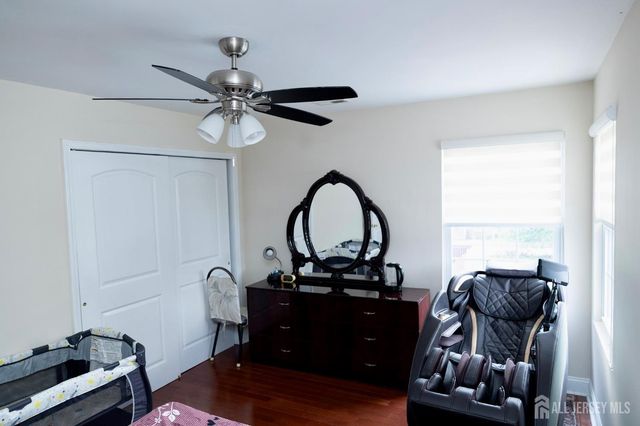 34 4th Street, Port Reading, NJ 07064