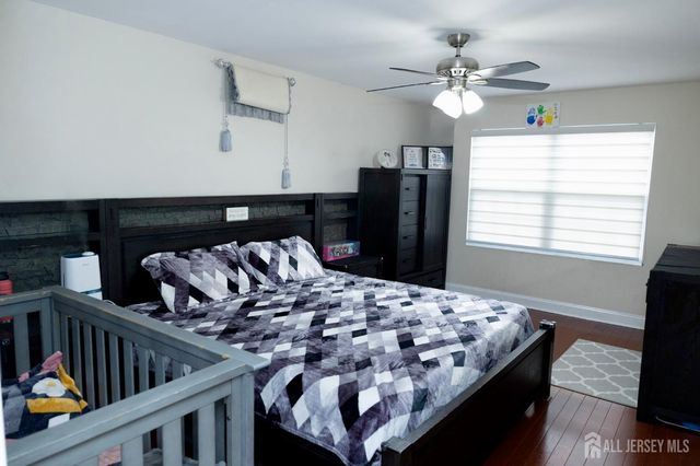 34 4th Street, Port Reading, NJ 07064