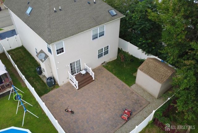 34 4th Street, Port Reading, NJ 07064