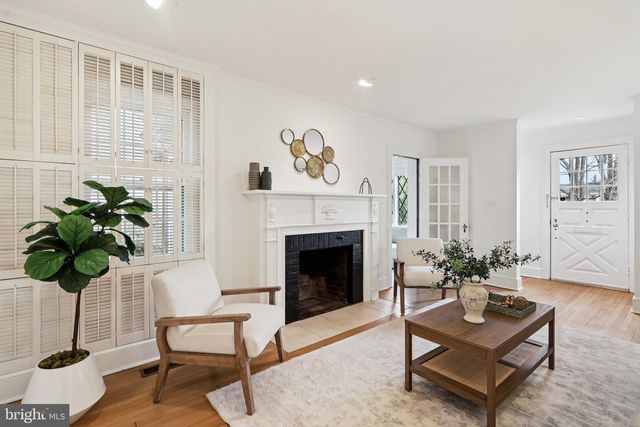 4711 17TH ST N, Arlington, VA 22207